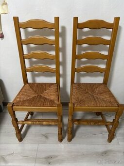 Jedálenske stoličky