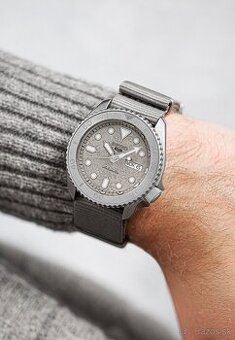 Seiko 5 Automatic Cement dial