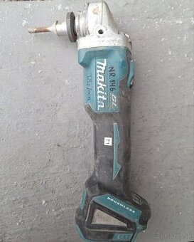 Makita