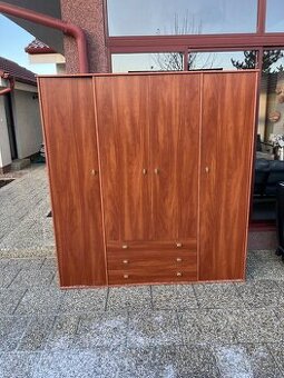 Skriňa 200x180, komoda, stolíky