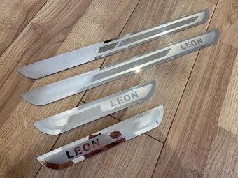 Prahove lišty prahov SEAT LEON / FR