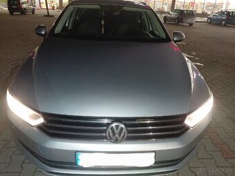 Passat B8 variant 110kw  8500
Predám VW passat: