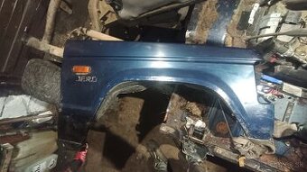 Spolujazdcou blatník Mitsubishi Pajero Mk1