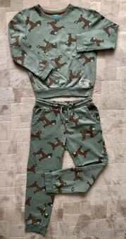 Teplákové súpravy, kraťasy