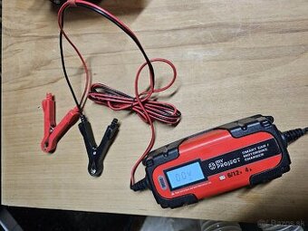 Nabíjačka autobaterí