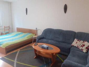 Prenájom 1 - izbový byt blízke centrum - 1