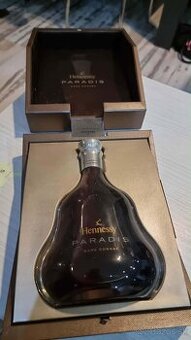 Predám Hennessy Paradis 70 cl, 40 %, verzia Travel Retail.