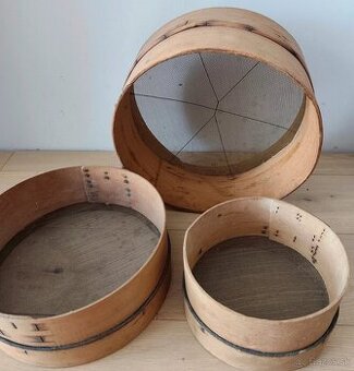 Dekorácie do stodoly/na chalupu/staré sita