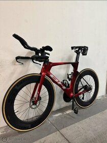 Triatlonový bicykel BH Aero TT 5.0.