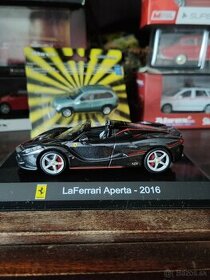 Ferrari modely 1:43