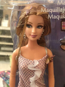 Barbie Teresa make up chic,....