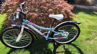 Dievčenský bicykel