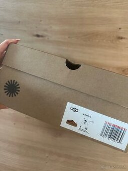 Ugg Tasman veľkosť 38, chestnut