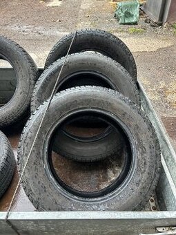 Pneumatiky 215/65 R16