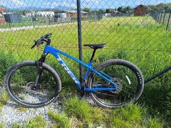 Predám bicykel Trek Xcaliber 9/2023 veľ.M kol.29
