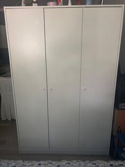 ikea skrina