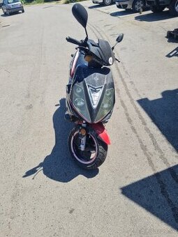 Predam skuter adamoto cebos 50