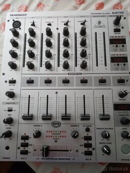 behringer