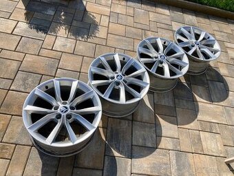Alu disky org Škoda 5x112 8J ET44 R18