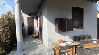 Predám pozemok s chatkou – ideálne pre vašu záhradu a oddych