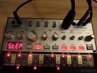 Korg volca bass