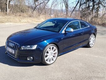 Prodam Audi S5 4.2 V8 MANUAL