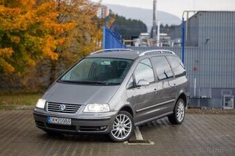 Volkswagen Sharan 2.0 TDI Highline 103kW - 1