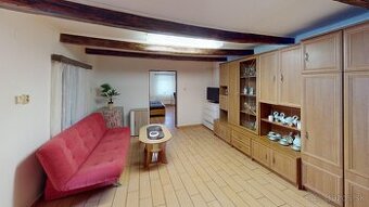 Na predaj priestranný 3-izbový rodinný dom v obci Tvrdomesti