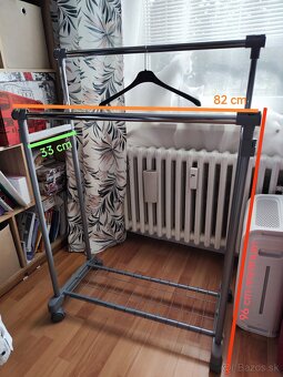 Predám vešiak na oblečenie