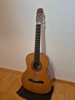 Špenielska gitara Marco