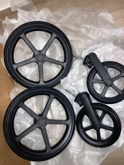 Nepoužité kolesa kočík cybex priam black matt