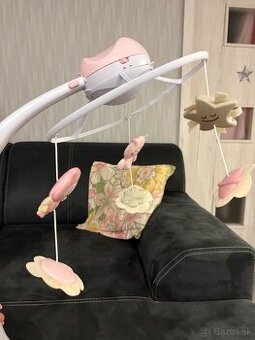 Kolotoč nad postieľku