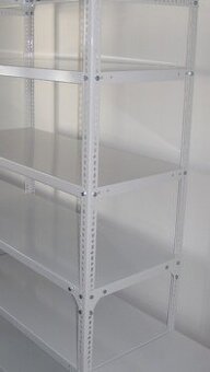 Kvalitne kovové police