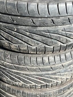 225/40 R18 toyo proxes
