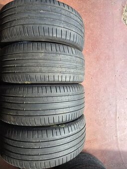 245/35R20  95Y  letné pneu  Pirelli
