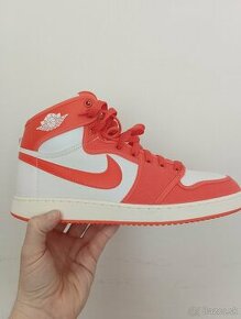 Jordan Ajko 1 orange and white EUR 45,5