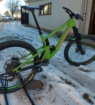 Santa cruz nomad v5 2021 karbon vel. L