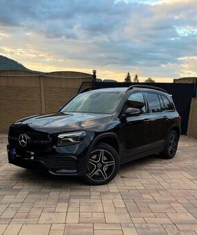 Mercedes GLB