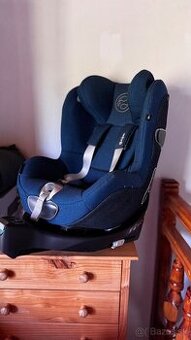 Cybex sirona Z, i- size, so základňou.
