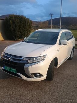 Mitsubischi Outlander PHEV