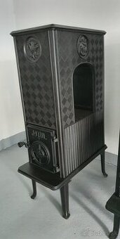 Liatinové kachle Jotul F 606 čierný lak
