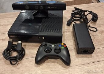 Xbox 360 E 220GB
