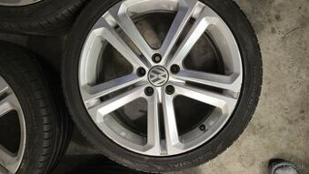 Predám kolesá volkswagen jietta r17 5×112