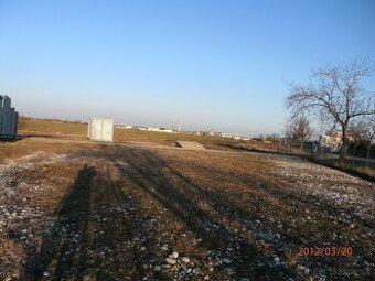 plocha 3000 m2