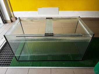 Predám akvarium 100x50x50