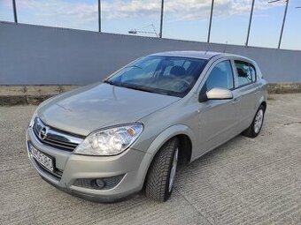 Astra 1,6 benzin