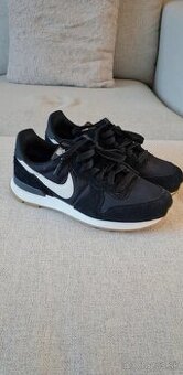 Nike damske tenisky, 36