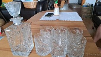 Karafa na whisky, rum a pálenku