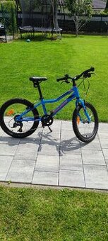 Bicykel Kross Hexagon