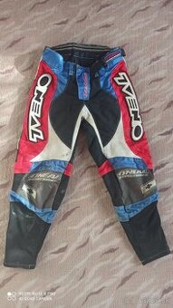 Chrániče lakťov a kolien, driekový pás, motokrosové nohavice